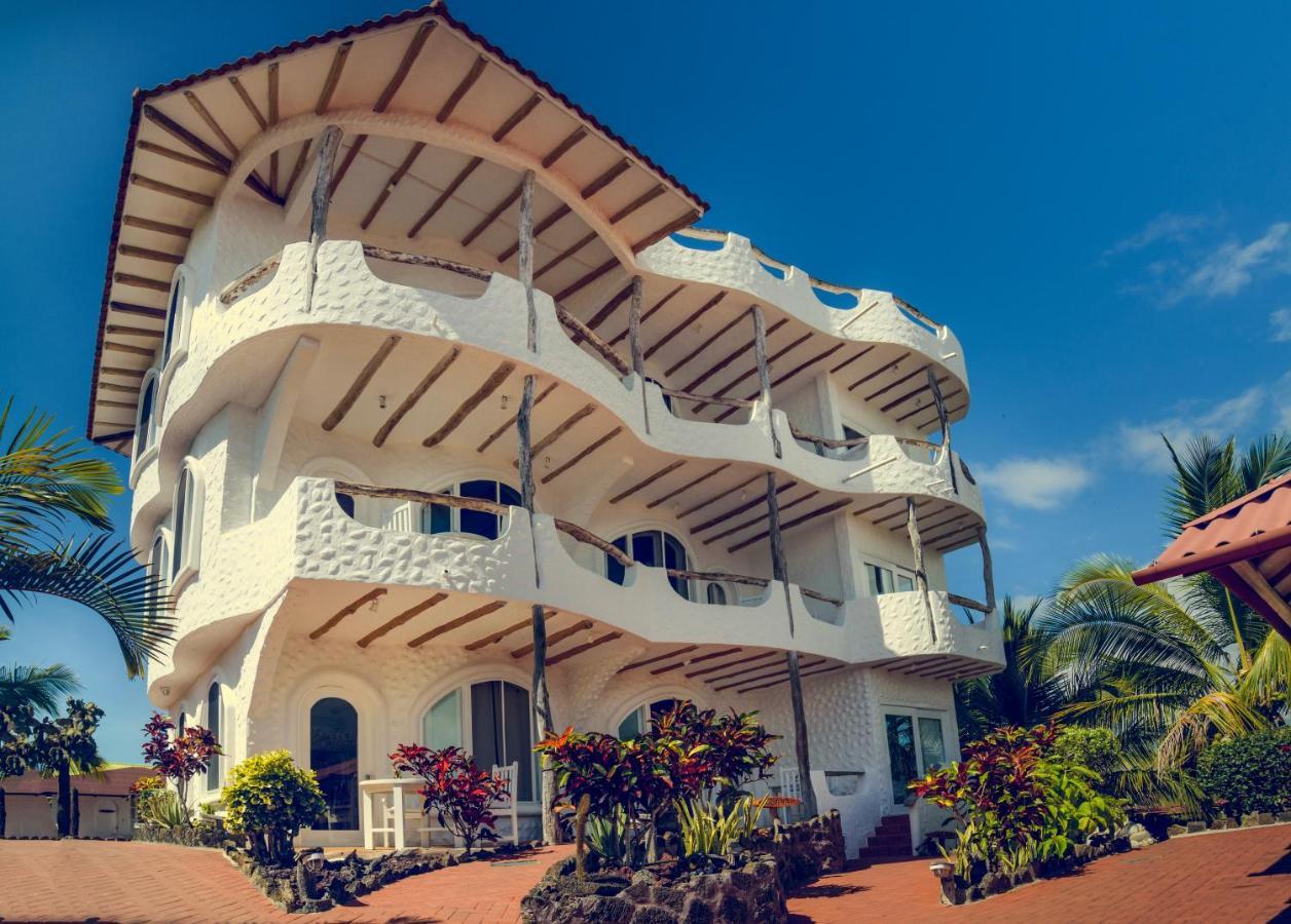 Hotel Angermeyer Waterfront Inn Puerto Ayora  Exterior foto